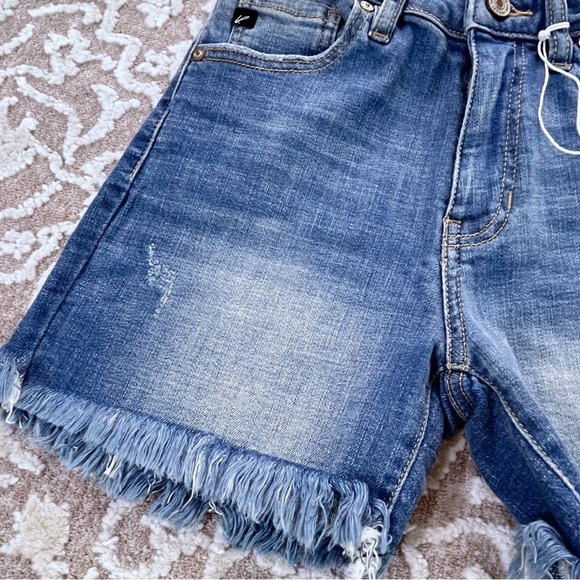 NWT Kancan Evelyn High Rise Denim Shorts - Picture 7 of 13
